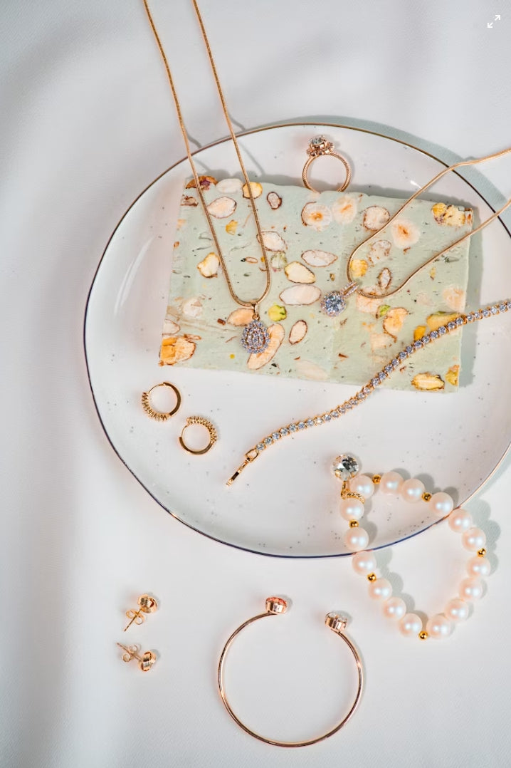 How to Store and Organize Jewelry and Floral Wire to Prevent Kinks, Tangles, and Surface Damage