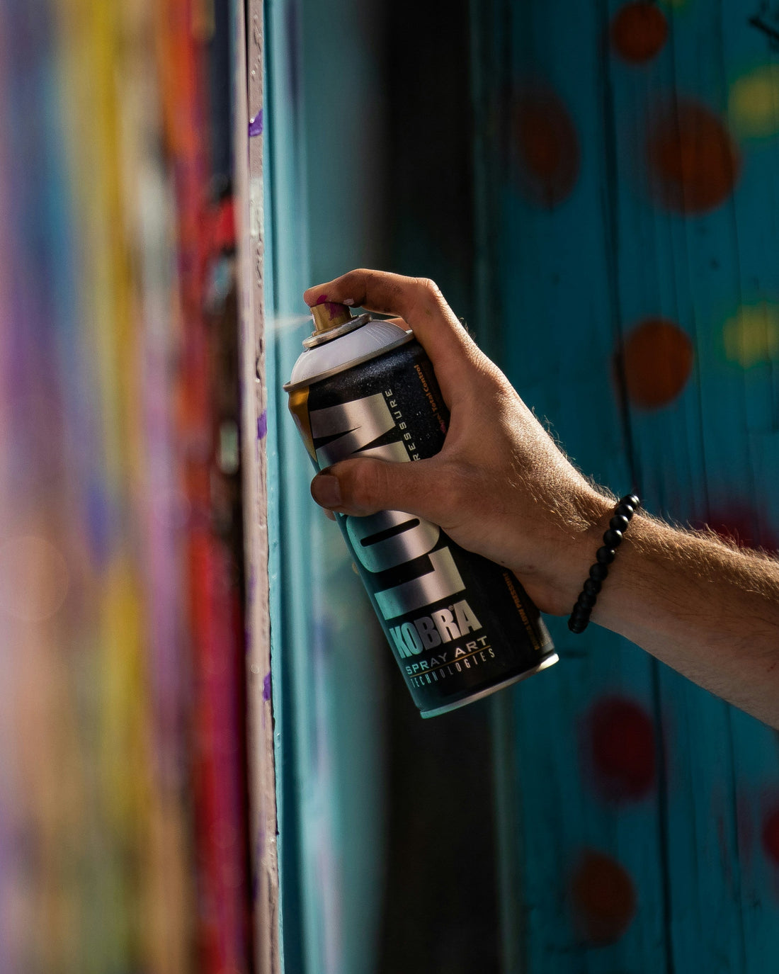 Repositionable Spray Adhesive: When to Use Spray Mount for Paper, Photos, and Craft Layouts