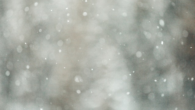 Seasonal Embossing Folder Ideas: How to Use Stars, Snowflakes, Forests, and Decorative Backgrounds