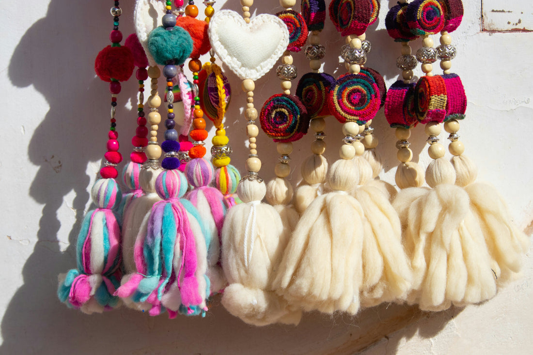 How to Choose a Display Style for Needle Felted Wool Decorations