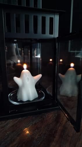 Silicone Candle Molds Set, 2 Pieces Ghost Halloween Molds and 20 Pieces Candle Wick, Horror Skull Handmade Soap Gypsum Mould for Scented Candle Making Home Decoration Supplies