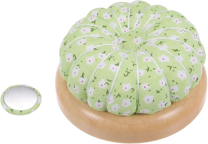 HARFINGTON Pin Cushions Sewing Needle Cushion Needle Holder Pincushions with Magnetic Wooden Base for Sewing Quilting Needlework DIY Crafts, Green White Red