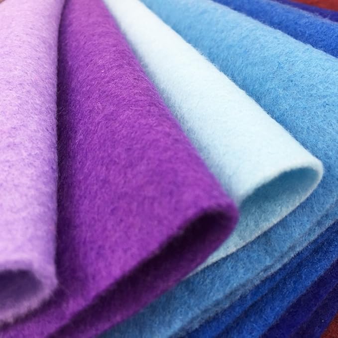 24pcs Thick 1.4mm Soft Felt Fabric Sheet Assorted Color Felt Pack DIY Craft Sewing Squares Nonwoven Patchwork (20 * 30cm)