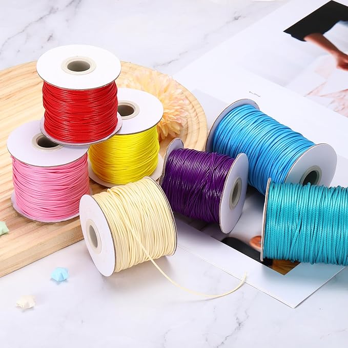 MECCANIXITY Waxed Cord 1.5mm Waxed Thread 87 Yard Wax String Leather Cord for Bracelet Making, Necklaces, Beading, Jewelry Making and DIY Crafts(Green)