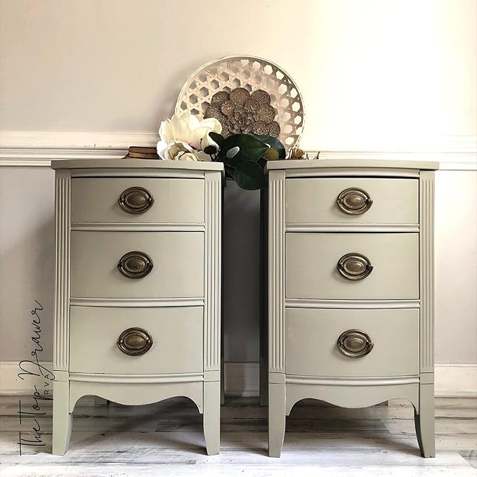 Dixie Belle Paint Company Chalk Finish Furniture Paint - Dried Sage (16oz) - Matte Gray/Green Chic Chalk Mineral DIY Furniture Paint