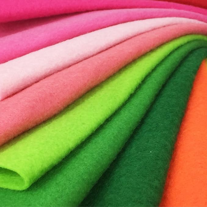 24pcs Thick 1.4mm Soft Felt Fabric Sheet Assorted Color Felt Pack DIY Craft Sewing Squares Nonwoven Patchwork (30 * 30cm)