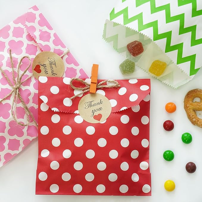 KEYYOOMY 200 Pcs Light Pink Candy Buffet Bags Small Cookie Bags Polka Dot Paper Treat Bag for Wedding Birthday Party (5 inch x 7 inch)