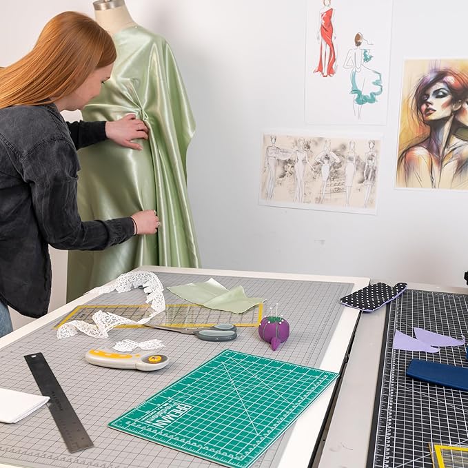 Breman Precision 12x18 Inch Self Healing Cutting Mat - 2-Sided 5-Ply PVC Green/Black Cutting Mats for Crafts, Sewing, Quilting and DIY Projects - Durable and Non-Slip Design with Precise Grid Lines