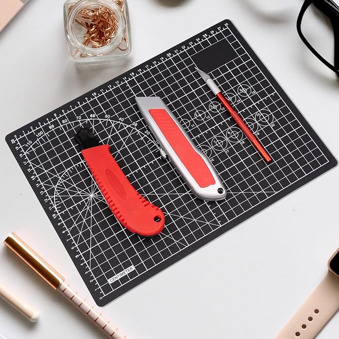DIYSELF Cutting Mat 9in12in, Self Healing A4 for Crafts, Sewing, Fabric, Double Sided, Desktop, Rotating for Quilting