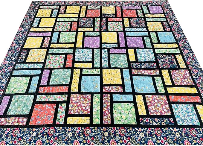 HANPATQUI 200PCS 4 x 4 inch Floral 100% Cotton Fat Quarters Fabric for Sewing and Quilting Bundles Precut Fabric Square for DIY Craft Patchwork